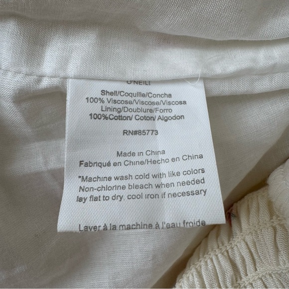 NWT O’Neill White Floral Jumper Cottagecore Off-Shoulder Spring Size S - Picture 10 of 12